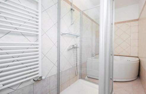 4 Bedroom Stunning Home In Viskovo - Foto 39