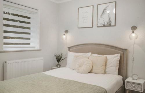 Milton Keynes 3BR, Stylish Home, Sleeps 5, Families Stays, Parking , Fast WiFi - Foto 21