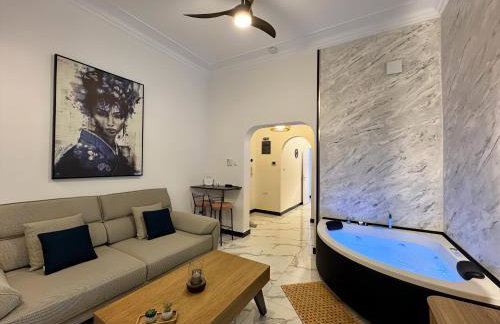Olympus Luxury Collection - Suite with Jacuzzi and Ancient Theatre View - Foto 6