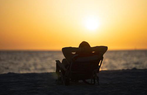 Min2Beach, 6SeatGolfCart, OceanViewPools, BeachEquip, Lg Patio&Firepit - Foto 19