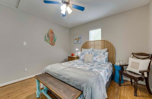 Fish and Boat Home with Spacious Yard in Seadrift - Foto 17