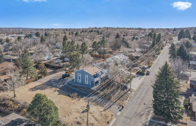 Mid-GoodnightVenture - Foto 41