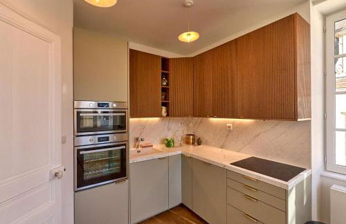 Appartement Montagnon - Les Suites du Palais - Classé 4 étoiles, parking privé, vue cathédrale, 3 chambres, PRIMO C0NCIERGERIE - Foto 7