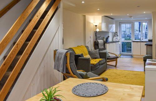 The Barnsdale - Photo 5