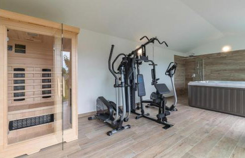 Awesome Home In Radeki Polje With Sauna - Foto 39