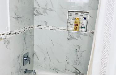 OCEAN BAY VIEWS 2Bdr 2Bath BEACH CONDO PARKING - Photo 47