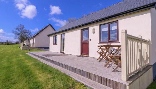 Country Cottage - Photo 1