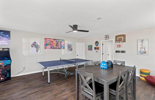 Renovated, Dog Friendly, Fenced Yard, Game RM - Foto 19