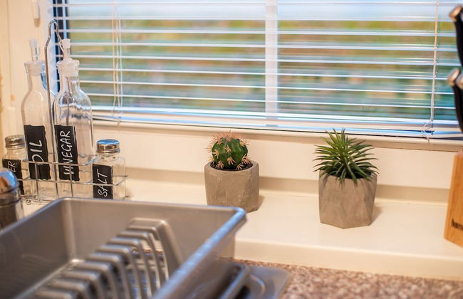 Rustic and Radiant Retreat Apartments With Terrace - Foto 9