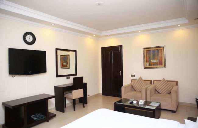 Safari Club 3 Bahria Town - Photo 8