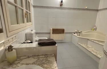 Sunny forest Villa near Barcelona - Foto 72