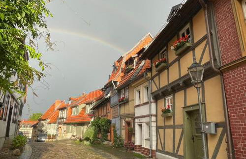 Mittelalterdomizil mit Balkon und Parkplätzen - Foto 5