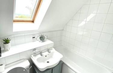 High-End 2 Bed Maisonette in Beaulieu Park - Foto 2