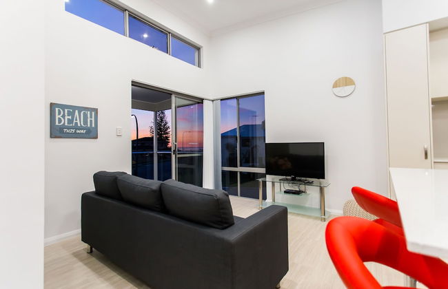 Reflections by Rockingham Apartments - Photo 6