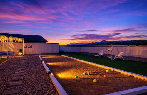 HUGE House in Joshua Tree/Yucca Valley with Pool & Hot Tub - Foto 18