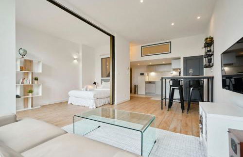 Charming and quiet apartment on the main boulevard - Foto 9