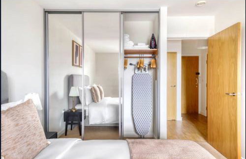 Spacious 1-bed Apartment Limehouse Marina - Foto 4