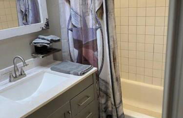 StockYards!-1 block away ! Cowboy Cottage sleeps 9 - Foto 22