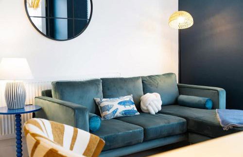 Central Location 3BR Home on Gladstone Street - Photo 26