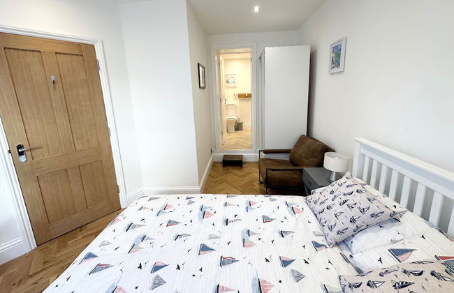 The Slipway Suite, Fowey Harbour & Parking 1 Min - Photo 4