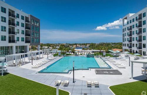 Landing Spectacular 2BD Game Room Clubhouse - Foto 17