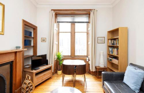 Charming 1-Bedroom Edinburgh City Getaway - Foto 9