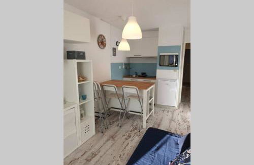 Studio Cabine pied pistes Pyrénées 2000 rénové - 3 - Foto 4