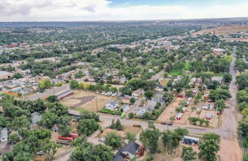 Red Rock Loft! Trails Apartment w BBQ & Fire Pit - Foto 54