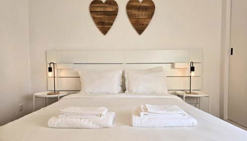 Beach House on Faro Island with a Dreamy Terrace and 7 Beds for the Perfect Escape - Foto 4, towels