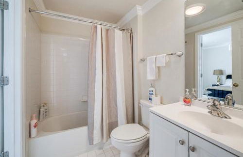 Family-Friendly Home with Foosball in Silver Spring! - Foto 22