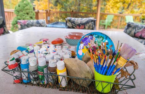 Secluded Hilltop Hideaway - Hot Tub! Two Living Rooms! - Foto 4