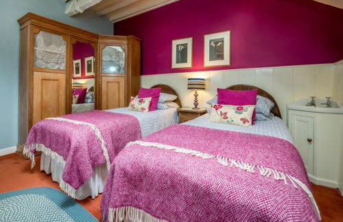 Llys-Derwin - Photo 18