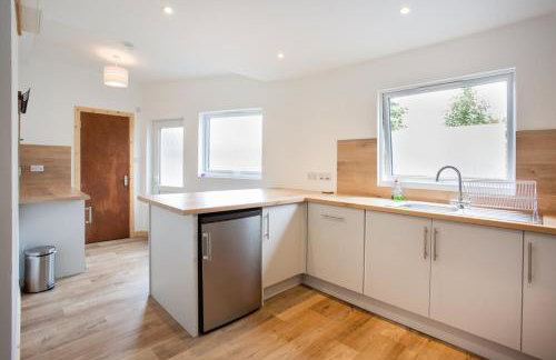 Mike's 3-bedroom Countryside Cottage - Foto 29