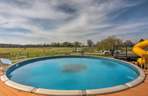 Bartlesville Cabin with Pool, Hot Tub and Trampoline! - Foto 23