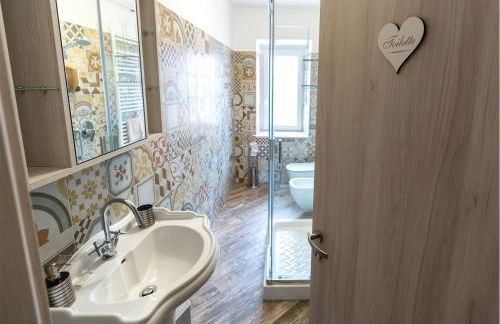 Margot Family - Photo 42