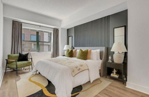 Penthouse Perfection with Unmatched Skyline Views - Foto 15