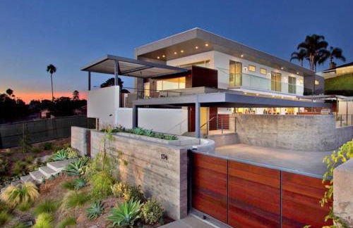 Luxury Coastal Home - Pool, Spa, AC, & Ocean Views - Foto 48