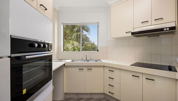 Cosy Central Burleigh Getaway - Foto 5, Cocina privada