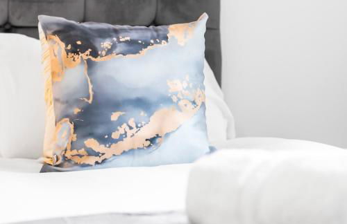 Modern 2 Bed Apartment - Sleeps 3 - Netflix - Parking 55C - Foto 23