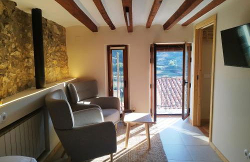 LA DULA, Casa Boutique en el casco antiguo y junto a la montaña - Foto 1