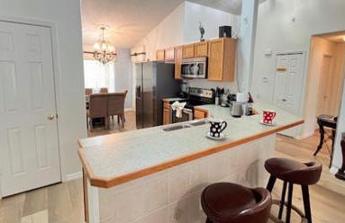 South Facing Pool with Lake View - Ideal for Families & Couples - Foto 11