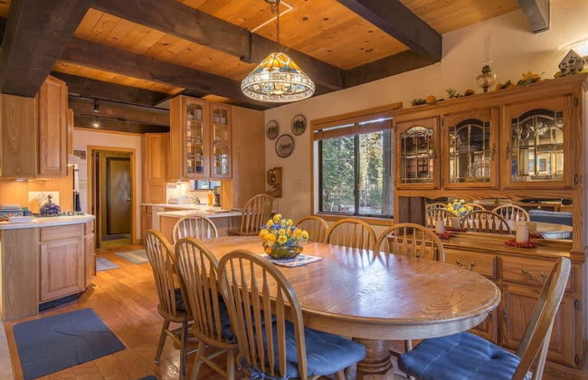 Musketeer by Avantstay Family Friendly Home In Tahoe Swiss Village! - Foto 15
