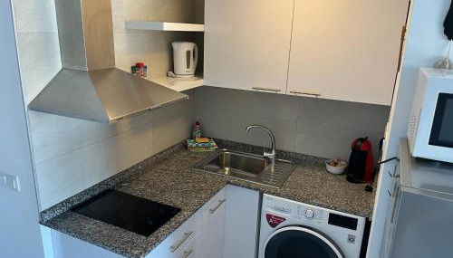 Luxury Apartment - Photo 4