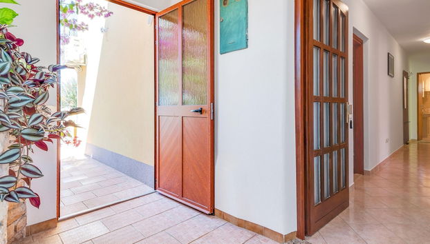 Secluded Apartment in Poreč with Garden - Foto 4, Recepción