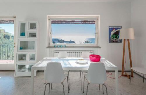 "The Ulivi" inside Le Agavi Private Park, shared Pool and Tennis 200m far, Sea View Apartment 2 AC BDR, 2BTH, parking next home and private garage in Lerici! Cooking Lesson and Wine Tasting - Foto 3