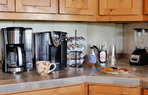 Hilltop Saltwater Pool and Hot Tub - Foto 35