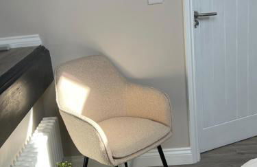 On The Avenue Apt 4 - Photo 17