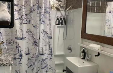 Lake & Lift Bridge Views, Top Floor, Large Deck - Foto 6