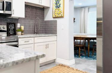 3BR Oasis DT ORL, Full Kitchen & Fenced Yard! - Foto 25