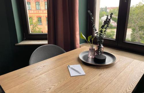 Schicke & zentrale Altbauwohnung - Photo 20